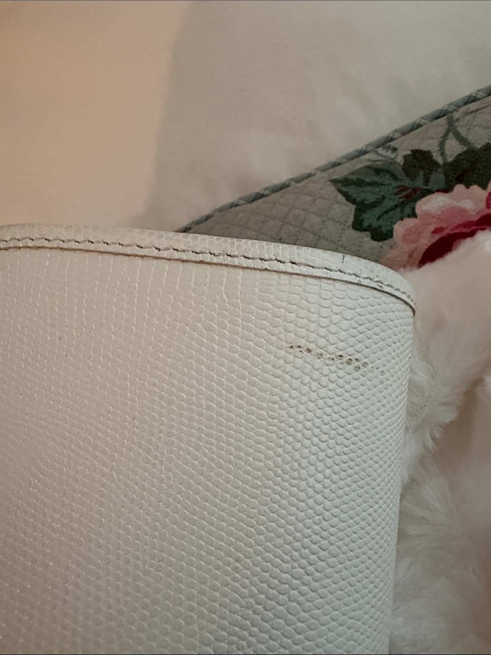 White Leather Clutch Crossbody Bag with Gold Buckle - Picture 5 of 8